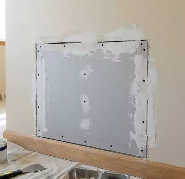 Why Homeowners and Businesses Choose Colorado Springs Water Cleanup for Fixing Water Damaged Drywall in Colorado Springs, CO?